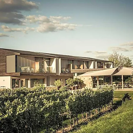 Malat Weingut Und Ξενοδοχείο Furth bei Gottweig