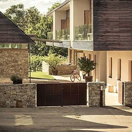 Ξενοδοχείο Malat Weingut Und