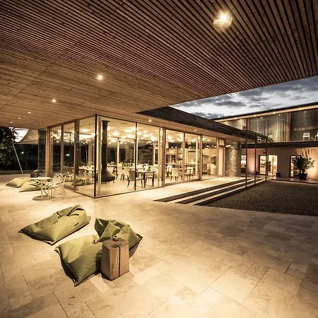 ホテル Malat ヴァイングート ウント