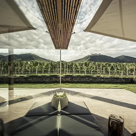 Szálloda Malat Weingut Und 4*