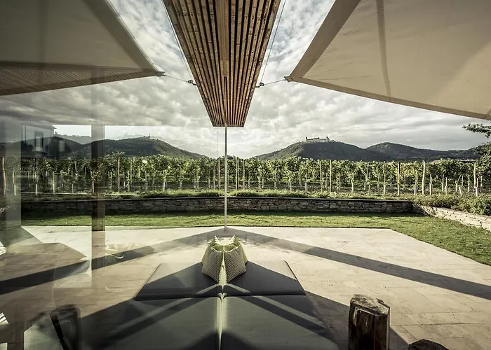 Hotel Malat Weingut Und 4*